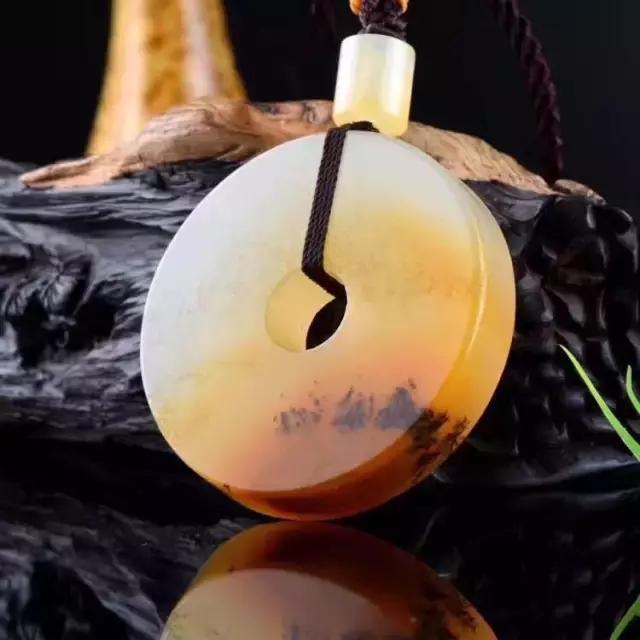 黄龙玉石有什么作用,黄龙玉石鉴别最简单方法如下