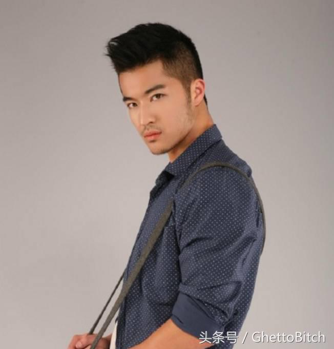 后宫离花传｜RMIUC从十八线深柜男孩到名媛一姐的故事