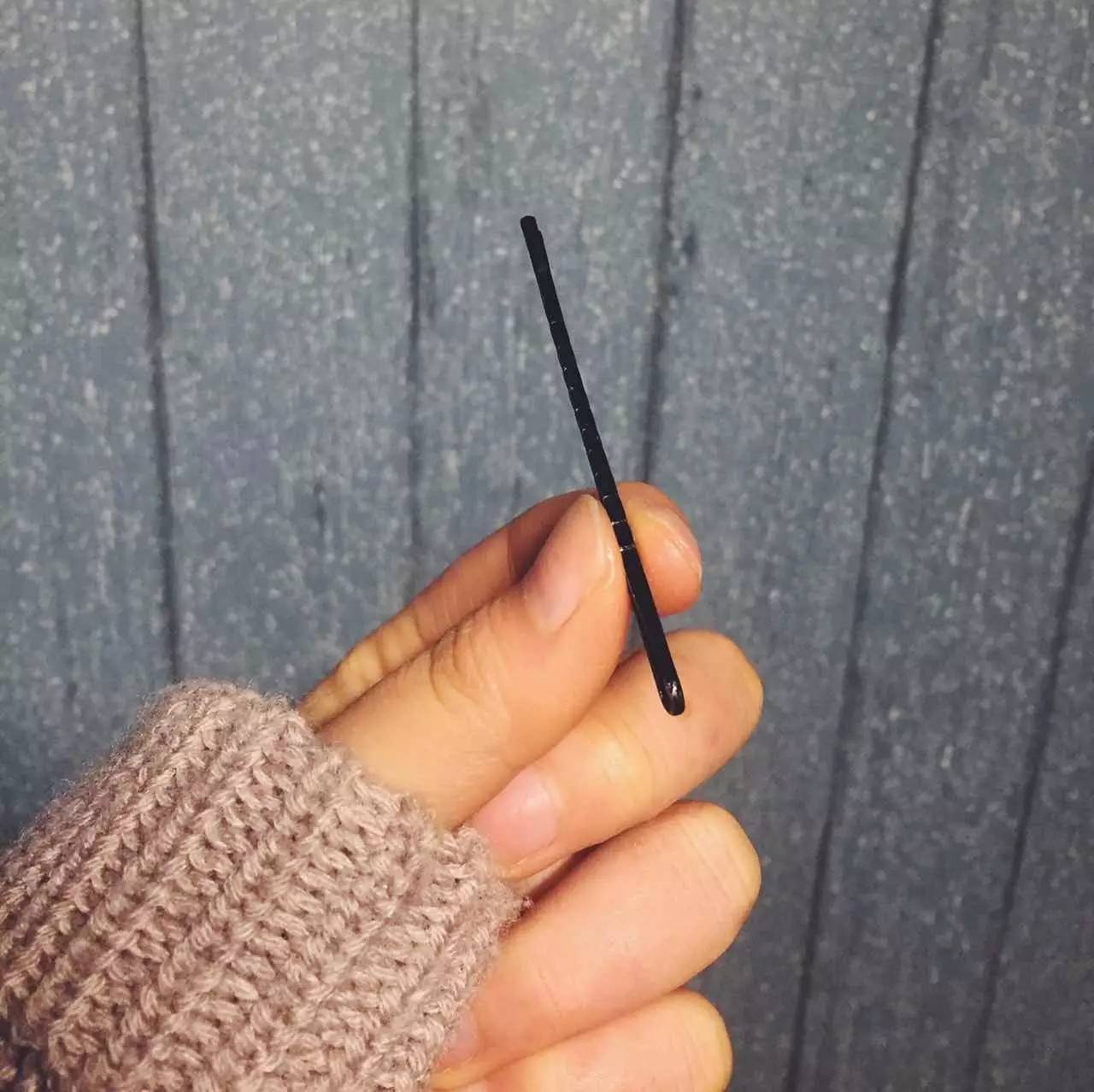 如何把厚刘海变薄,刘海太厚了怎么变薄呢