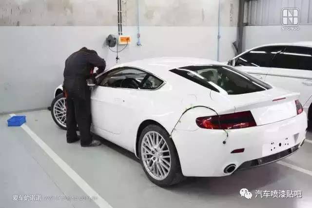 阿斯顿马丁suv改色膜案例,阿斯顿马丁贴膜改色品牌排行榜