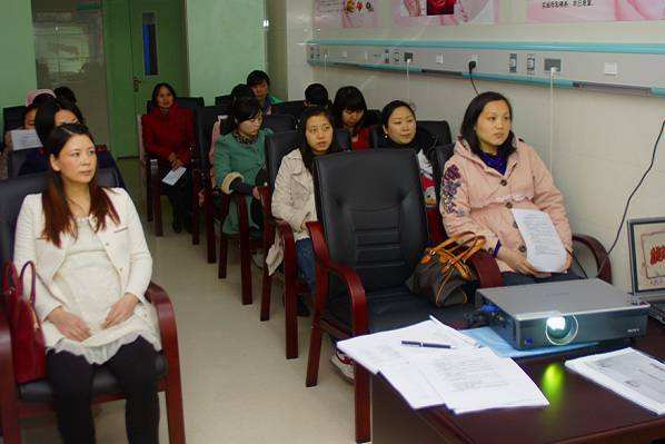 高龄产妇记录自己怀孕,高龄孕妈孕期肚子变化记录视频