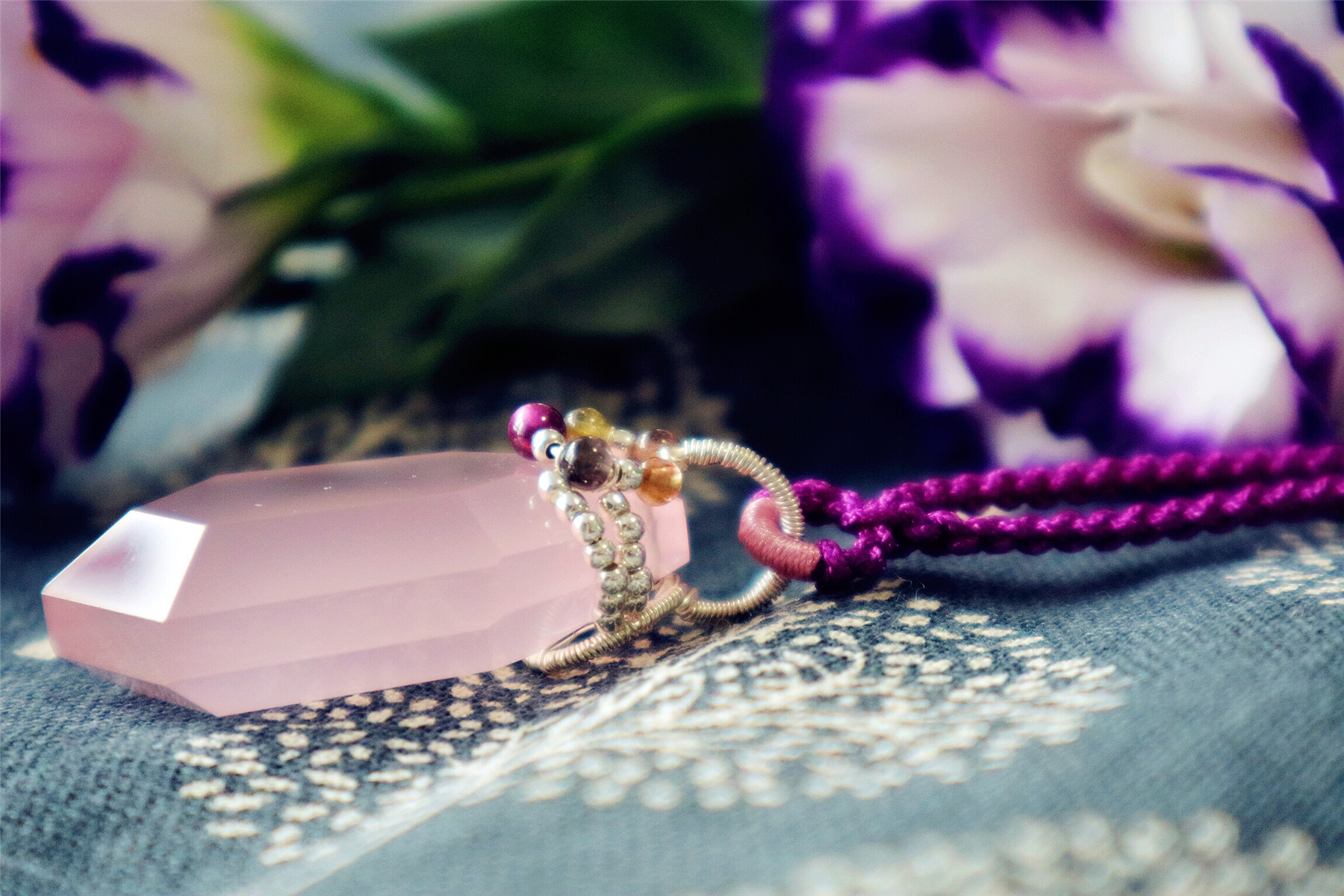 今天来分享一套日常可以穿的搭配,今天穿什么每日搭配分享