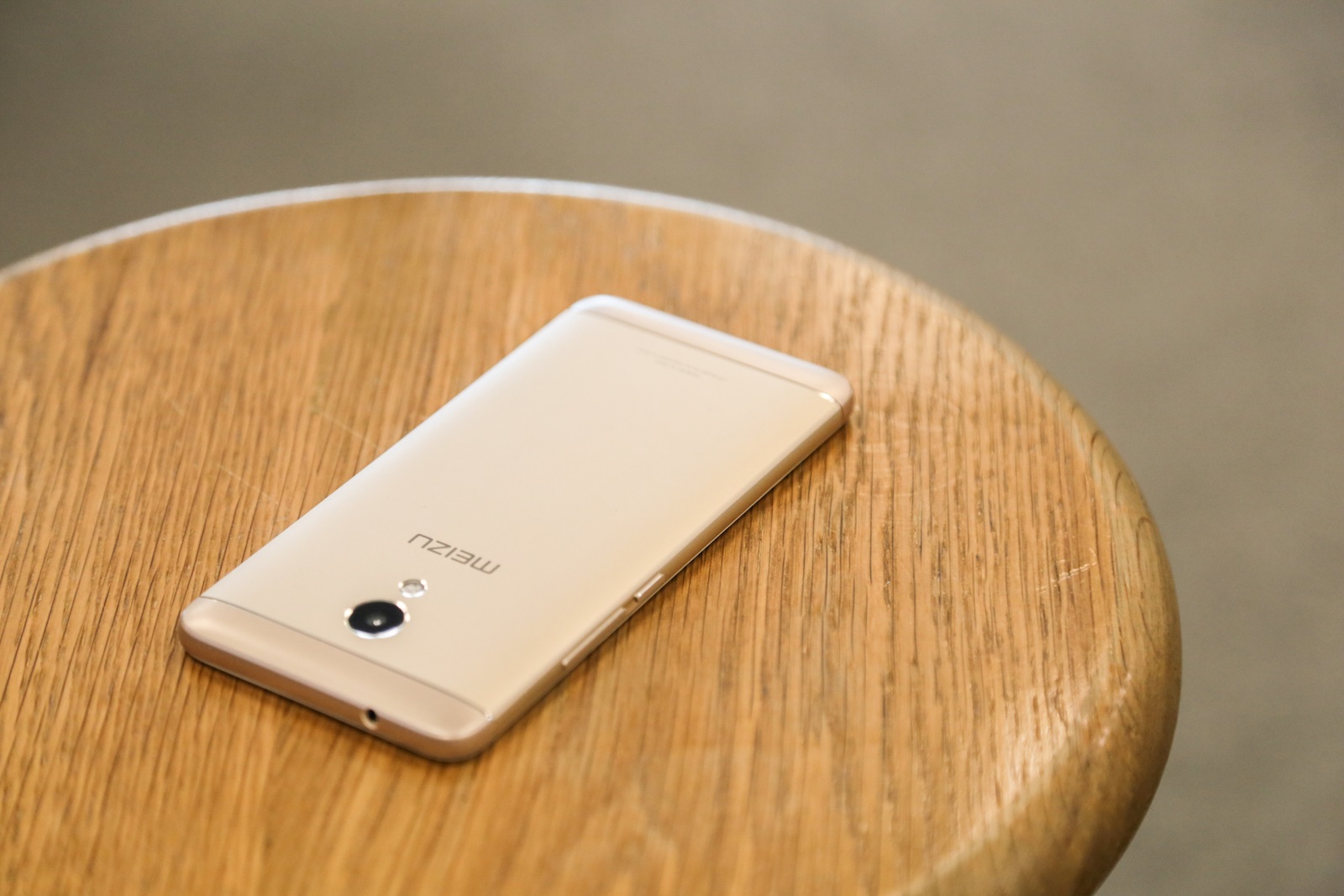 魅蓝5s还值得购买吗,经典全新升级