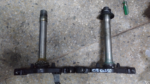 维修小忍者发动机,小忍者维修支架