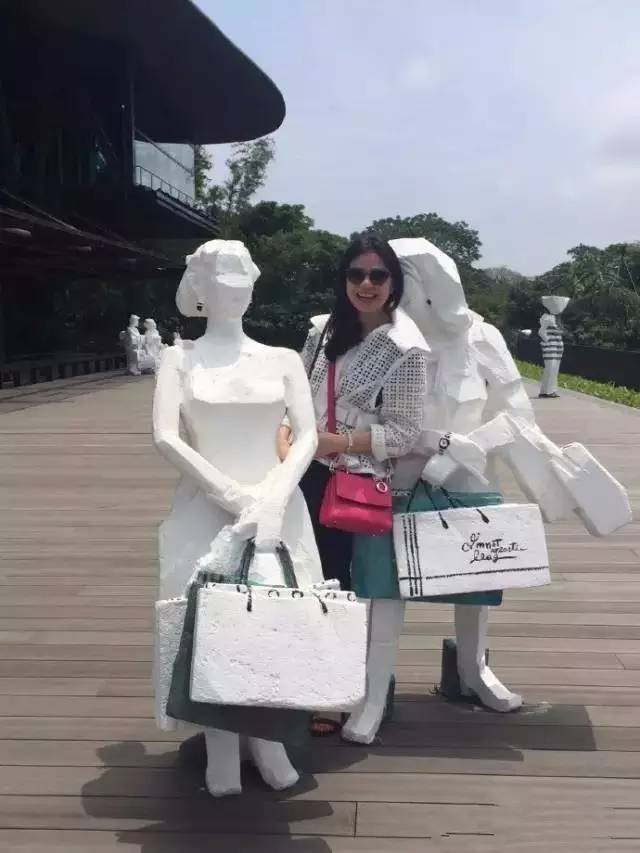 小八｜那些钟楚红爱过的花和包