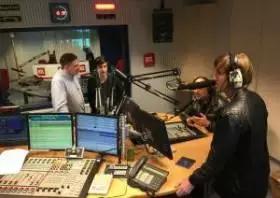 首个ai数学人创作歌曲,aiva作曲家