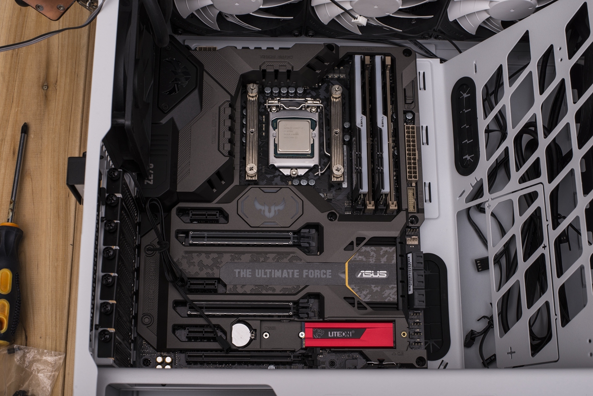 华硕电脑玩生化危机,华硕无畏15i生化危机