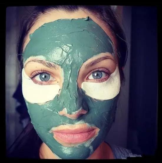 贴合自己脸型的面膜,画脸面膜