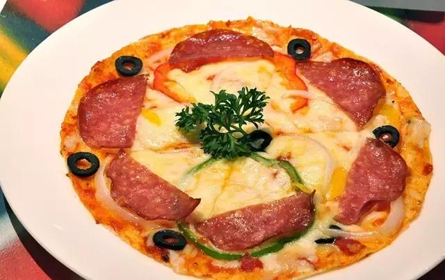 30选1，全广州最抵食的好吃披萨找到了！团长用生命亲测！