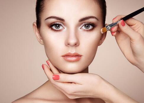 眼部皱纹太多怎么去除,眼部的皱纹怎么去除最有效的方法