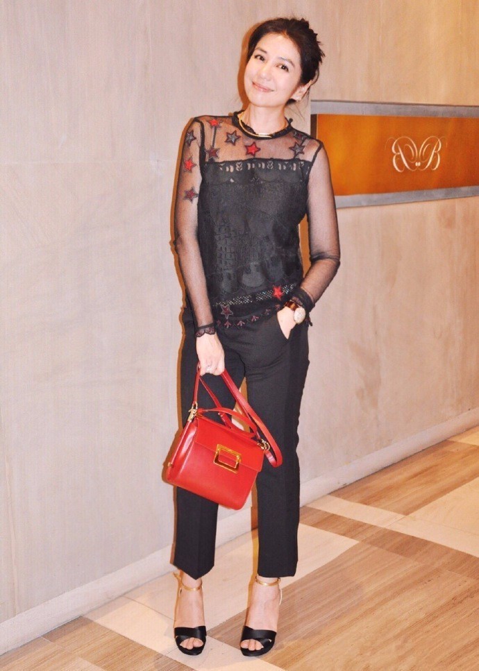 小八｜那些钟楚红爱过的花和包