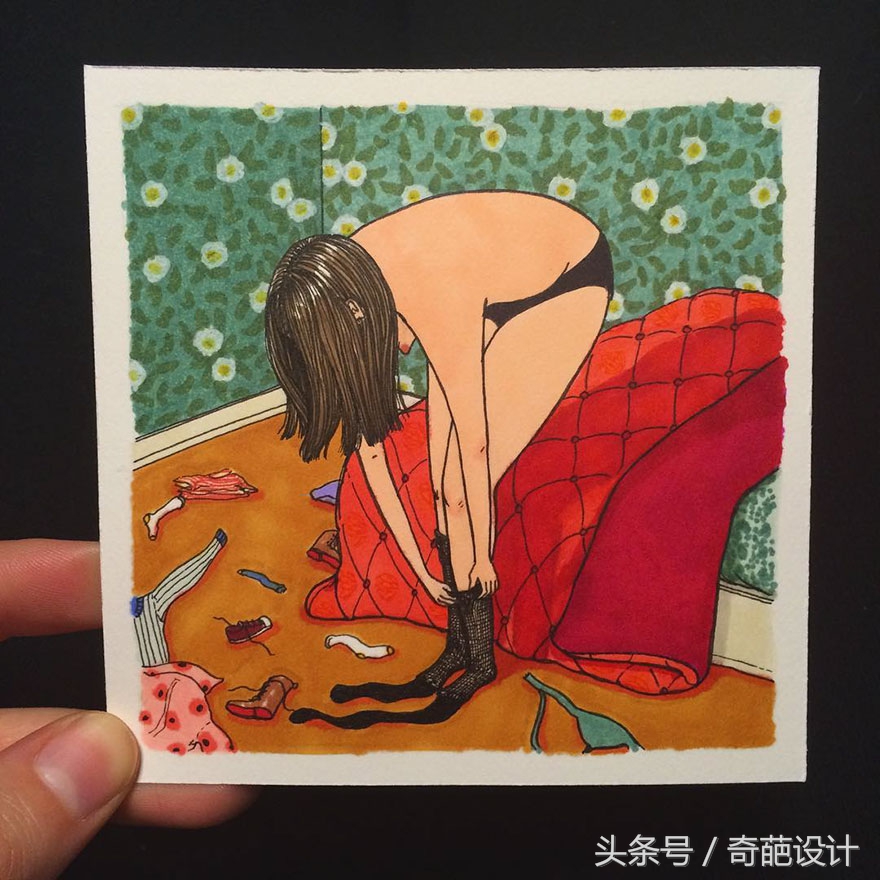 女人一个人的独居生活,女人一个人独自在家的样子
