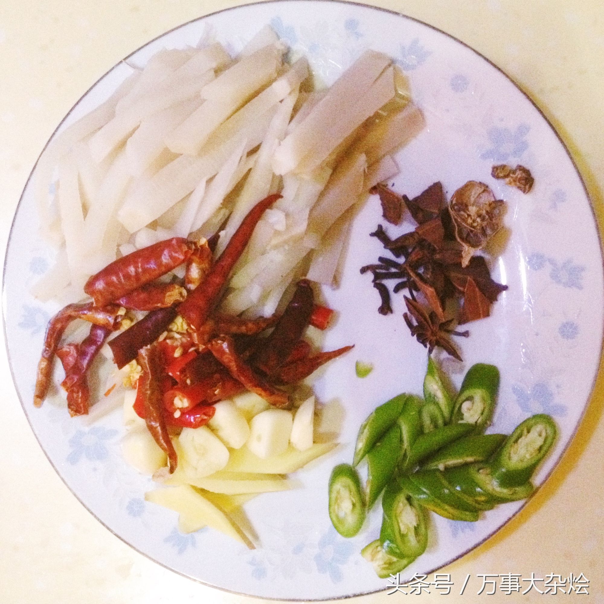 地域特色螺蛳粉,飘味香教你螺蛳粉做法