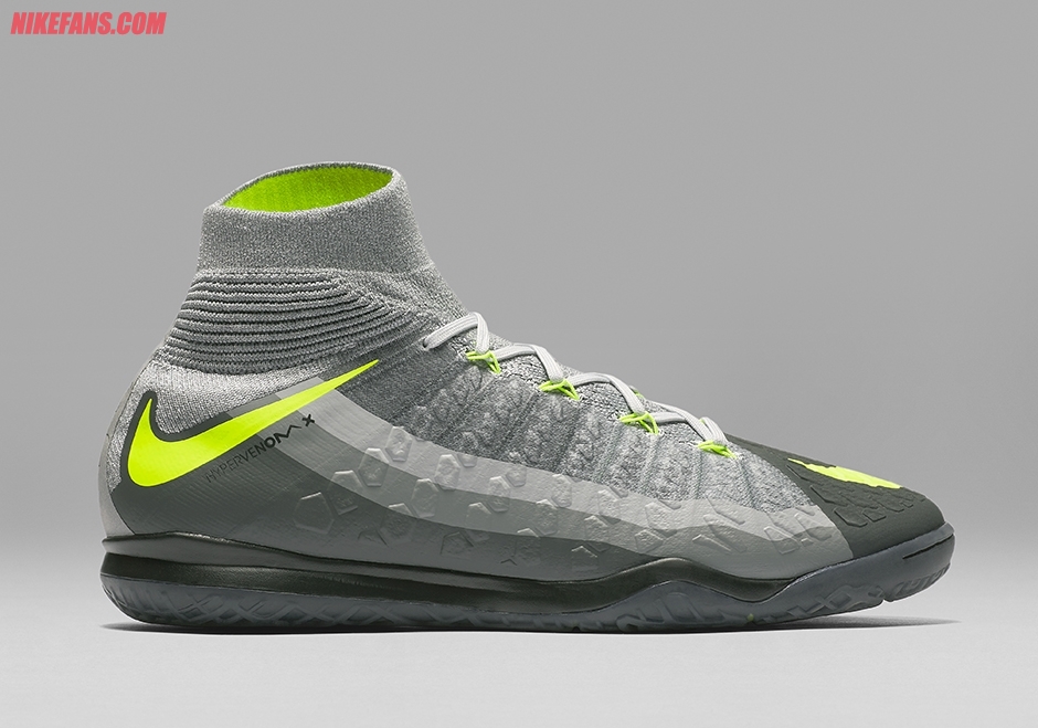 nikeairmax复古跑鞋,nike足球鞋超顶系列