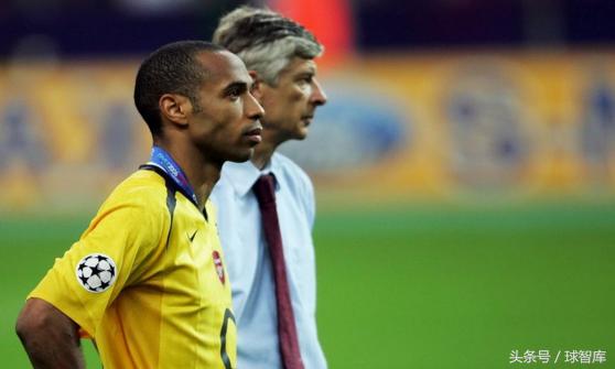 忆往昔峥嵘岁月朗读,忆往昔峥嵘岁月赏析