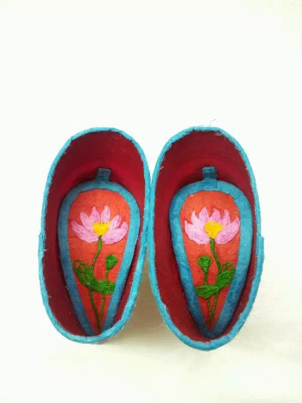 她“玩”纸六年，用纸艺让白龙重现广州聚龙古村