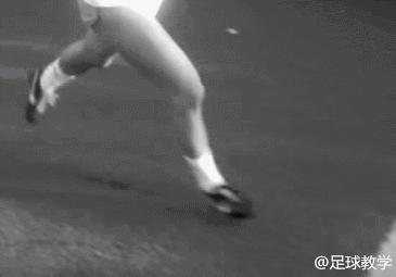 齐达内足球转身过人集锦,足球凌空挑球转身过人