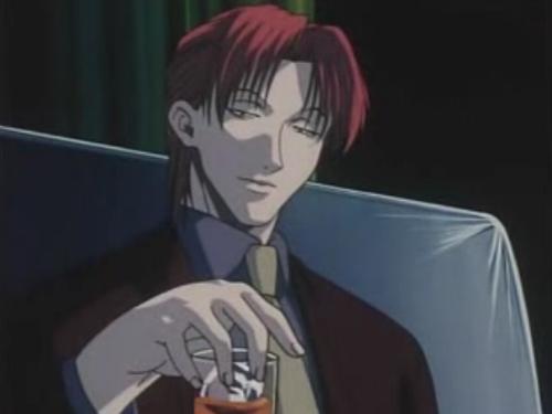 头发放下来和扎起来哪个更显年轻,头发放下来感觉帅多了