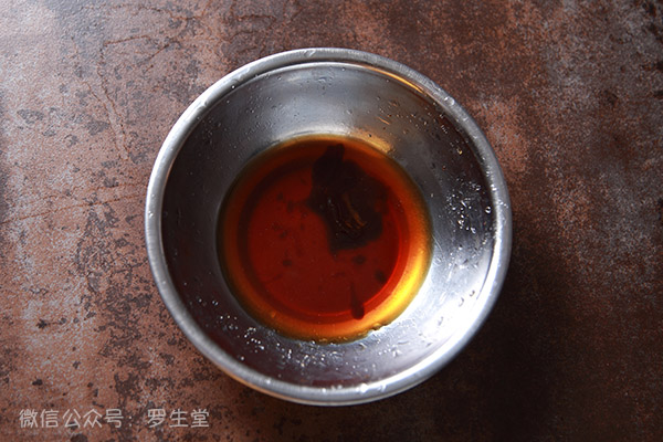 吃完烤鸭的鸭架如何处理,吃完烤鸭的鸭架汤怎么做