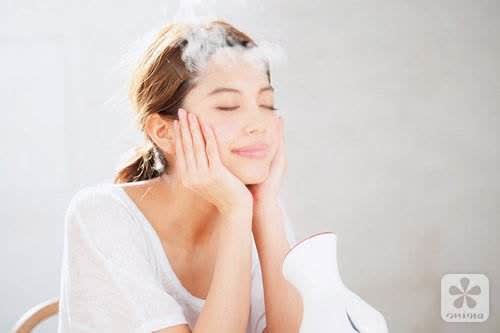 沈梦辰揭秘洗澡戏内幕,加湿器如此“湿”情画意,可你用对了吗?