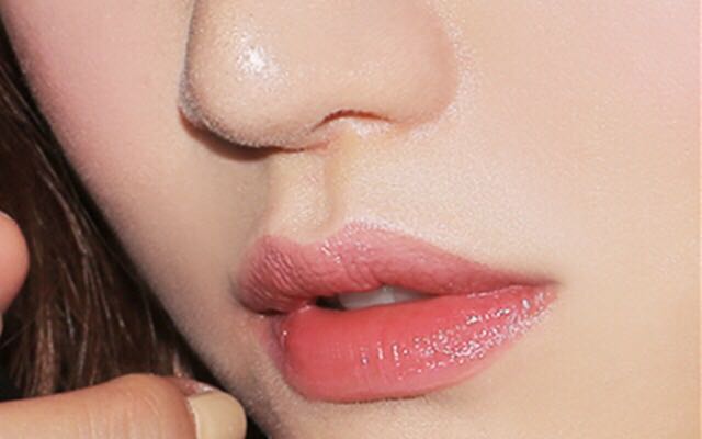 为什么涂大牌口红嘴巴起皮严重,为什么涂多贵的口红还是嘴巴起皮