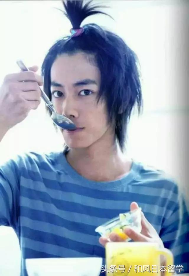 佐藤健在日本女性心中的地位,佐藤健颜值巅峰图片