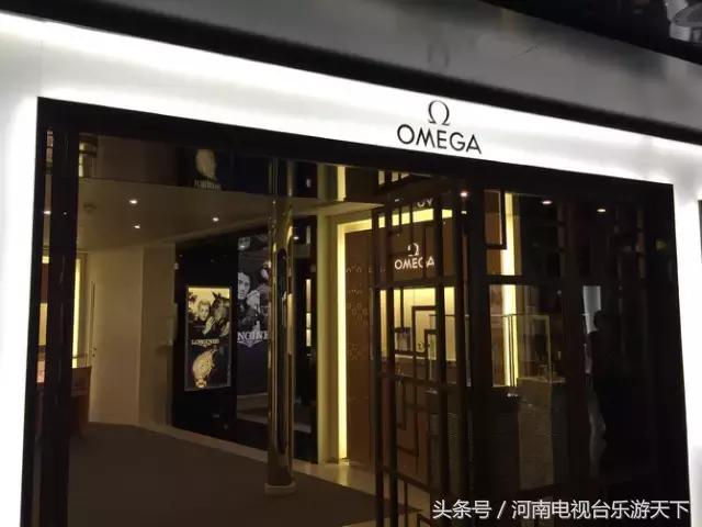 游轮发生什么事,游轮上的夜生活