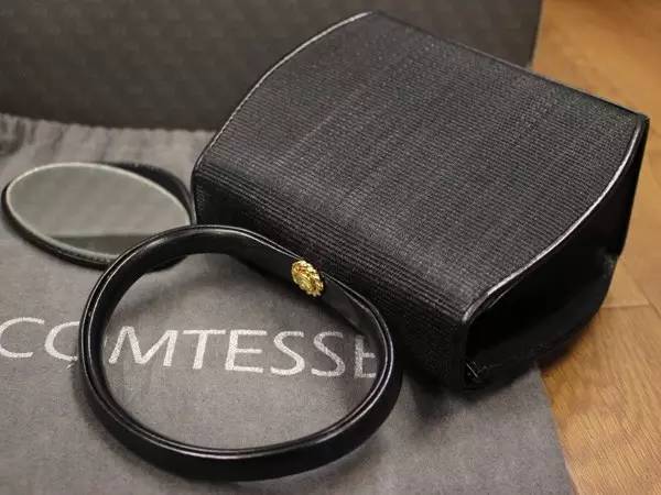 英国女王背双肩包,英国女王的爱马仕包包