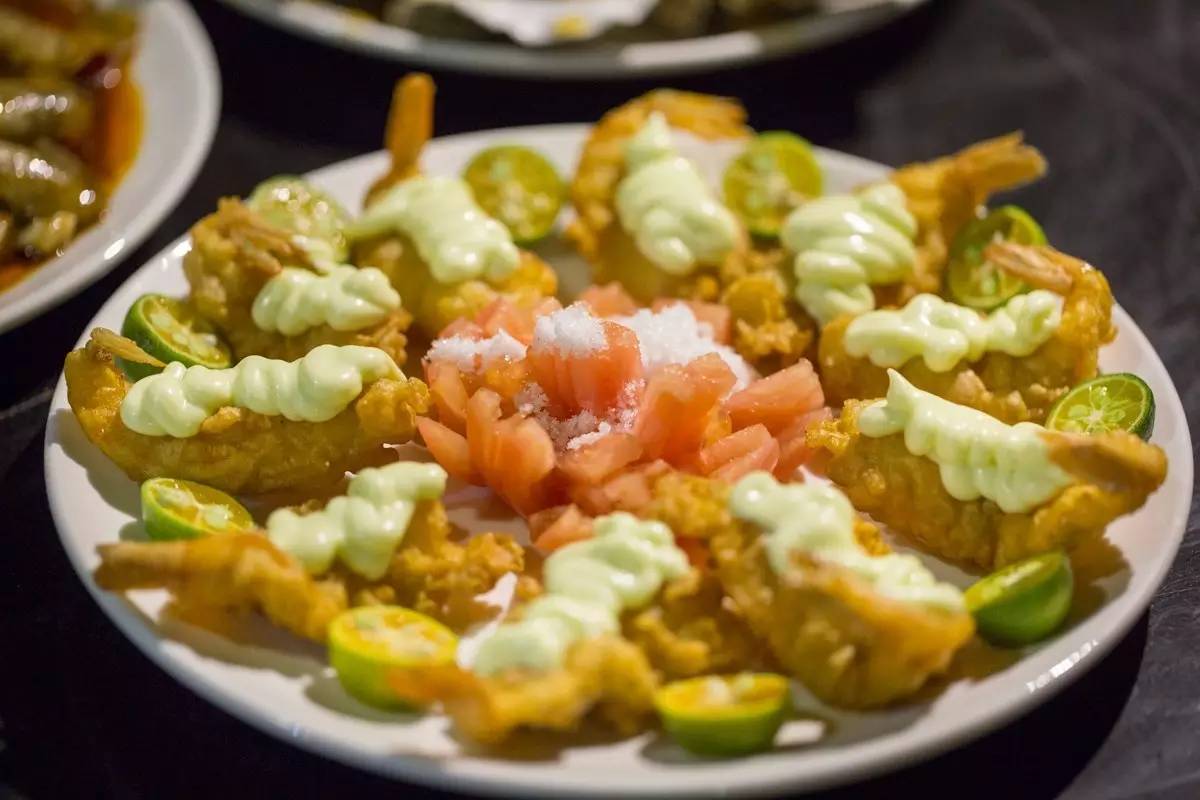 大连海洋馆搬运动物,大连海鲜搬运工