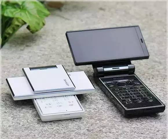 Esquiz70|在网易云音乐写评论的都是孤独的人