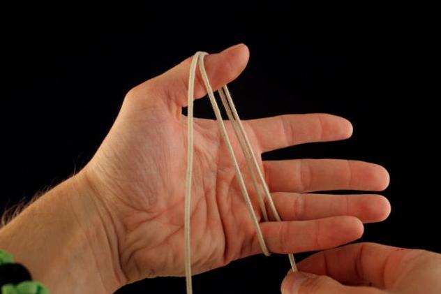 足球手工挂饰制作,足球编织绳