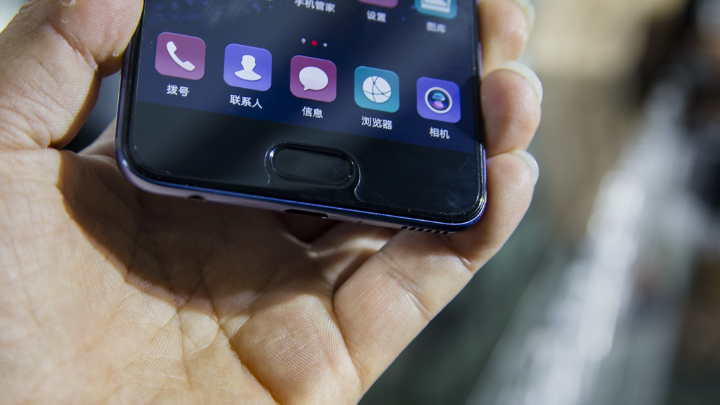 华为p10和iphone7对比,华为p10跟苹果7哪个好