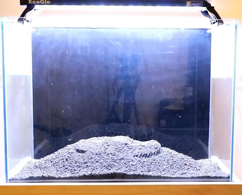 怎么会让水草泥不滑坡,水草泥防止滑坡