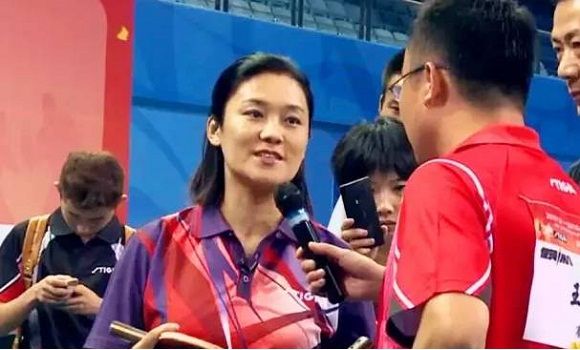 超好学的直板勾手发球,最好的直板勾手发球视频