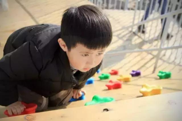 有求必应，及时满足是爱还是伤害？答案在这所幼儿园里