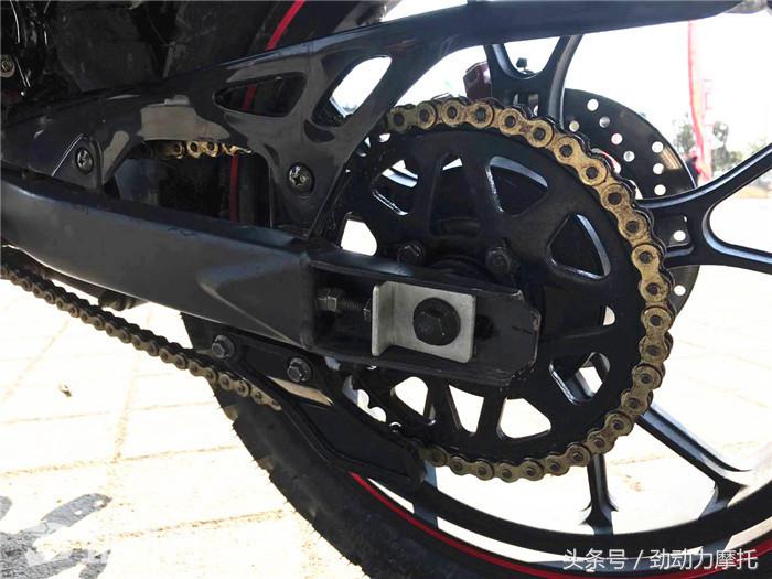 新手入门级1万左右的摩托车推荐,适合新手入门的1万左右的摩托车