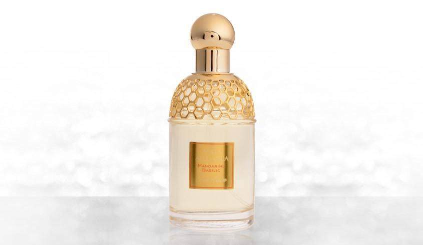 每个女人离不开香水,每个女人都离不开香水