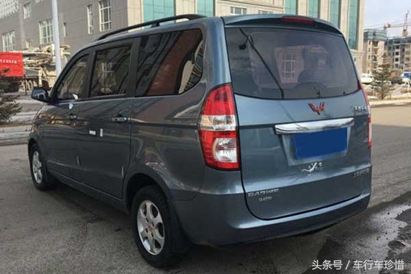 毁三观！二手五菱宏光比奔驰C还保值