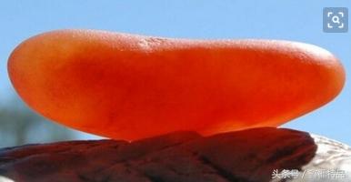 新疆戈壁海蓝宝石一克拉多少钱,新疆阿勒泰戈壁海蓝宝石原石