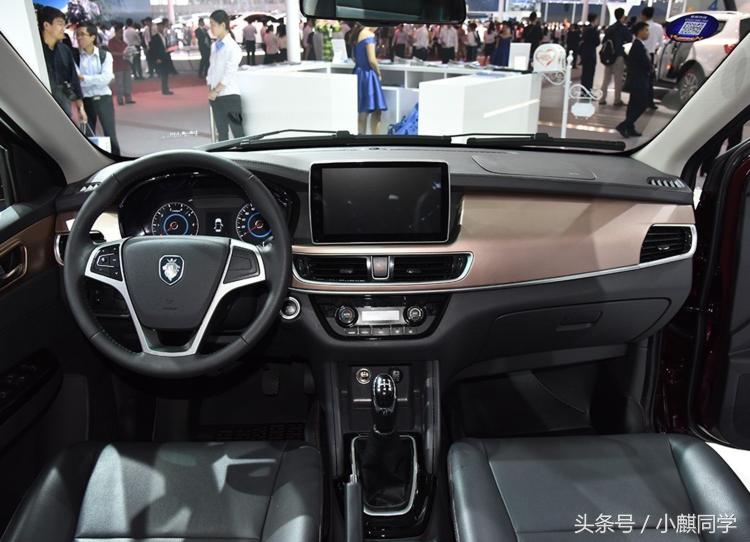 把商务车做得颜值爆表,把商务车改成越野车