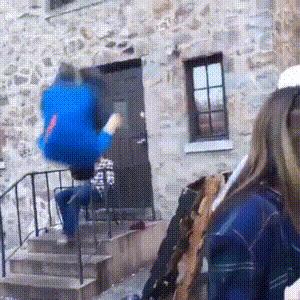 女朋友爱唠叨如何调整心态,有一个爱叨叨的老婆子怎么办