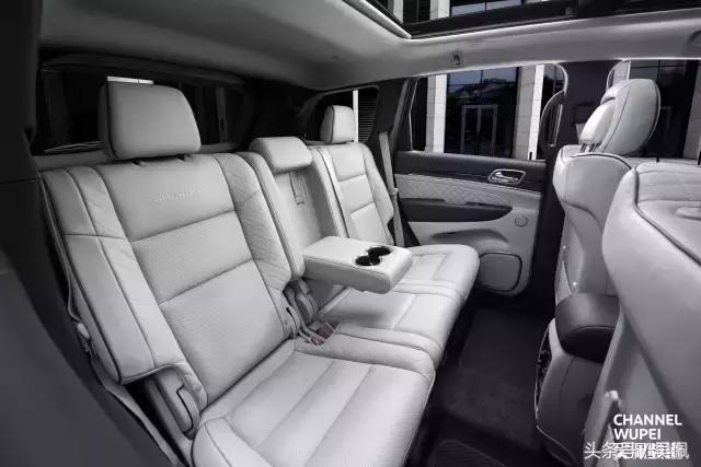 大切诺基适合家用吗,2022款suv大切诺基