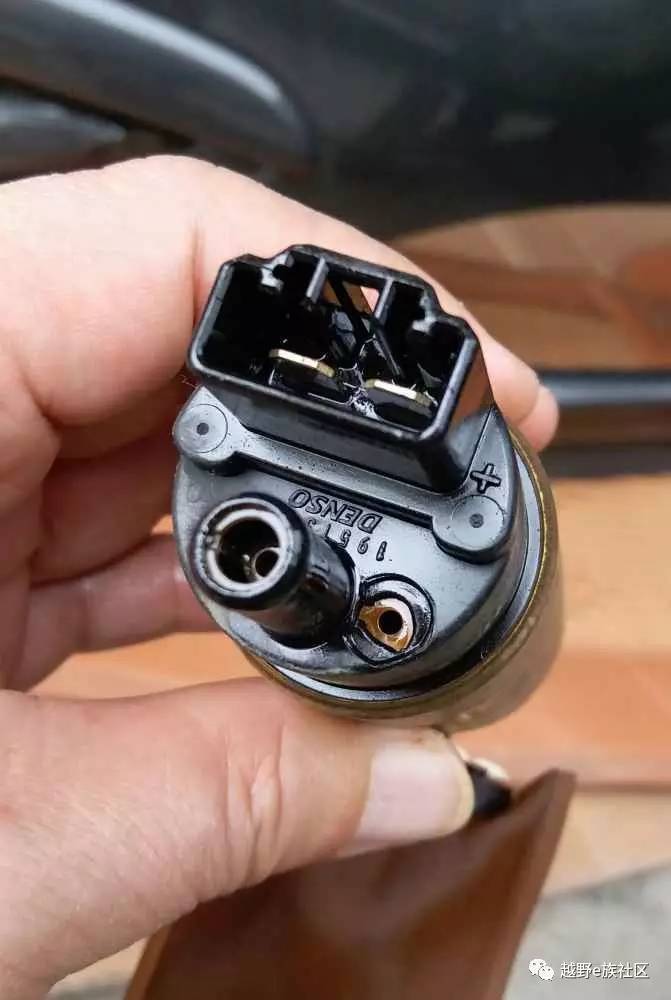 手油泵按压处渗油怎么修理,手油泵坏了怎么自救