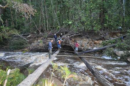 让人细思极恐的小故事野外,在野外的细思极恐的经历