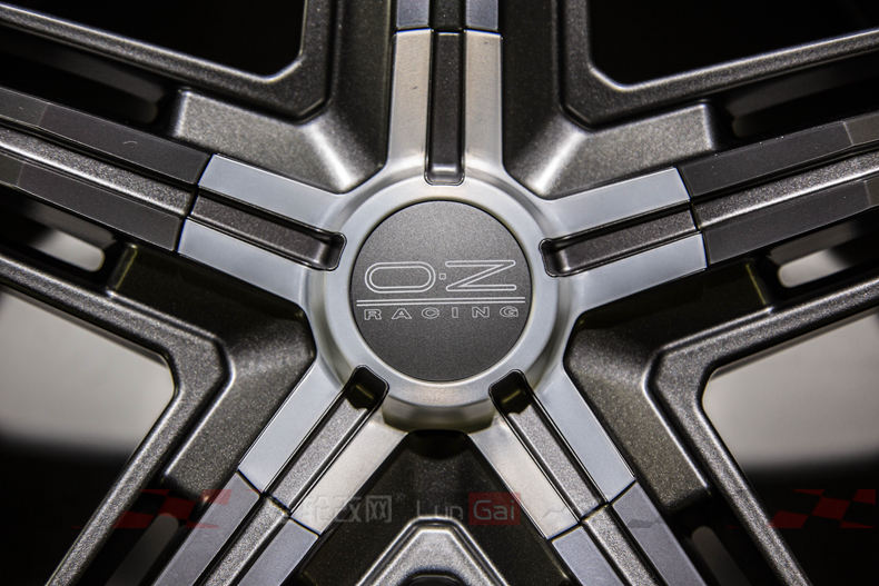 正品oz铸造轮毂,限量版oz轮毂