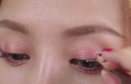 萌兔眼妆,软萌兔系眼妆