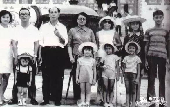 人物——怪你过分美丽，即使错过了你的时代也着迷！