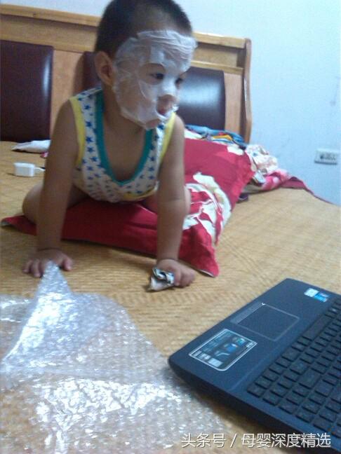 妈妈恶作剧吓哭孩子,恶作剧吓小宝宝