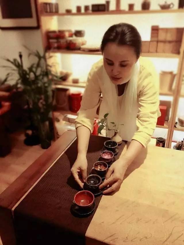 静修生活系列专访——禅意老师的“茶人生活”