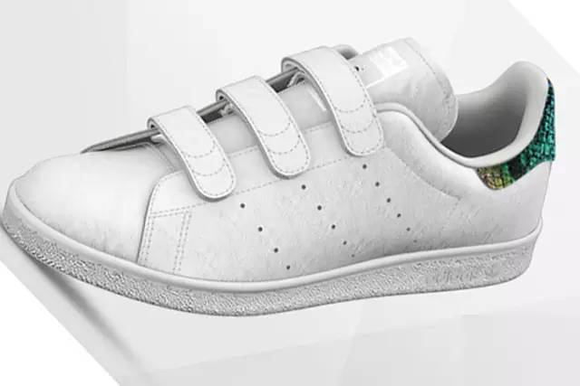 刘雯最新穿搭卡其色老爹鞋,刘雯穿的运动鞋有哪些